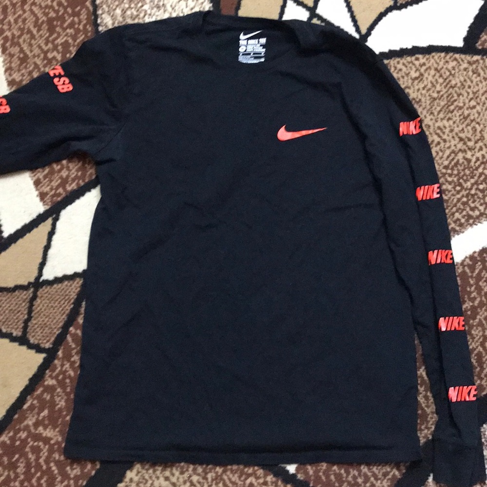 Nike shirt